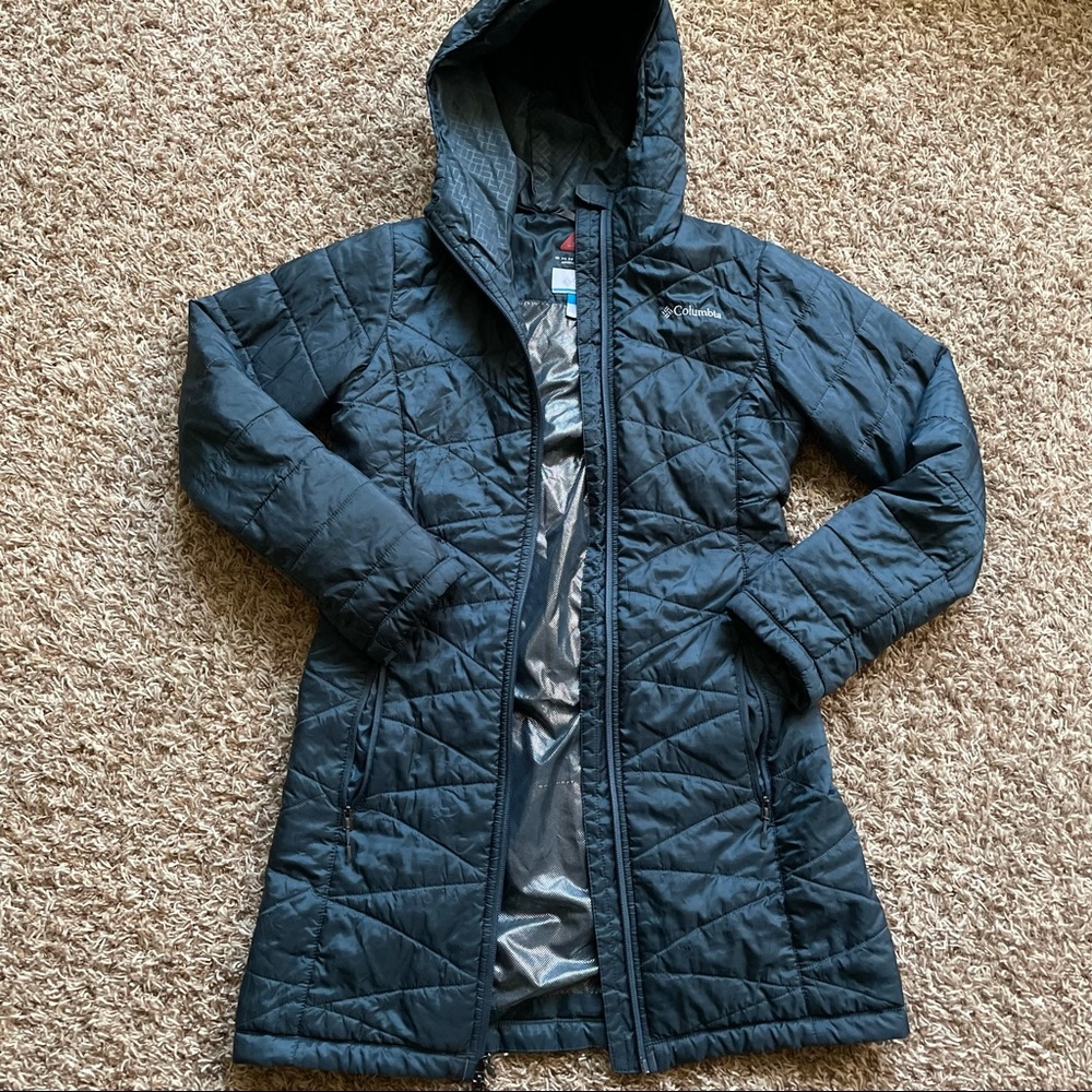 Dark green Columbia Omni coat